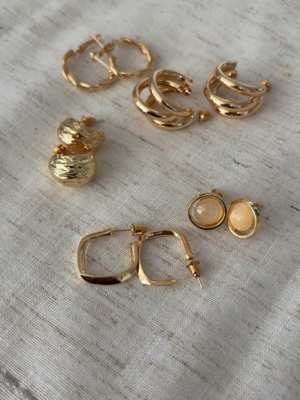 Lot of Gold Earrings